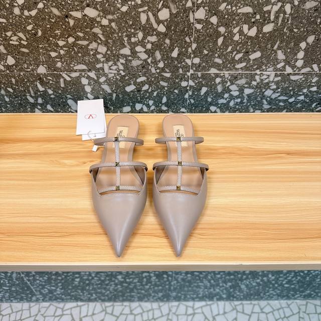 Valentino Valentino's hottest new product The new mules are so comfortable to we