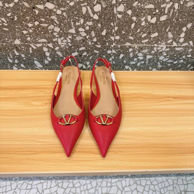 Valentino Valentino's hottest new product The new mules are so comfortable to we