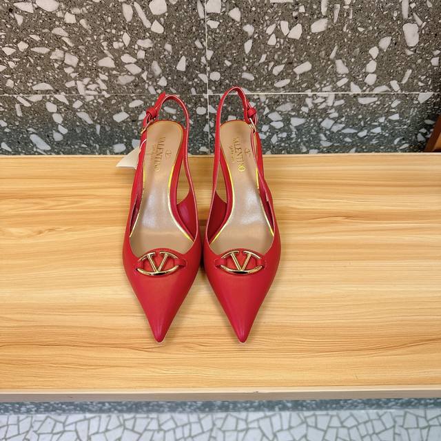 Valentino Valentino's hottest new product The new mules are so comfortable to we