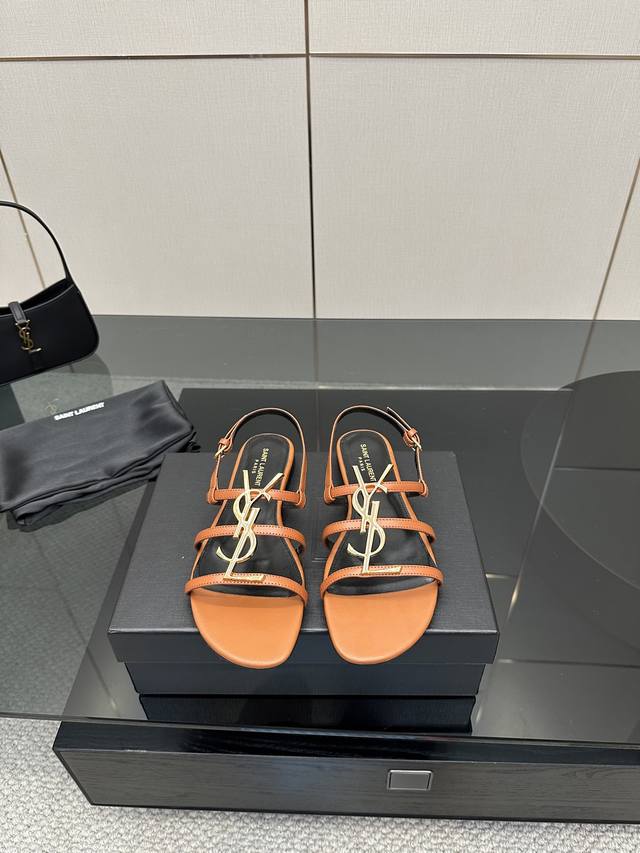 factory priceSaint Lauren*Ysl classic big logo flat sandals! This sandal is defi