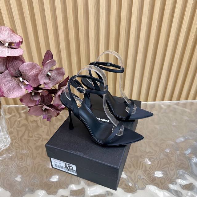 2025 Early Spring New Saint Laurent Ysl Saint Laurent pointed catwalk high-heele