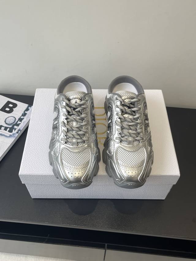 Dior Dior's new casual half-slip sneakers, dad shoes Dior's early autumn new sne