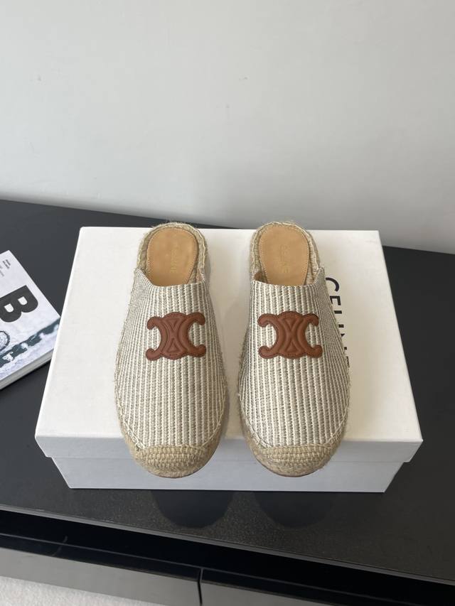 Celine Celine's latest spring and summer Arc de Triomphe fisherman shoes are rec