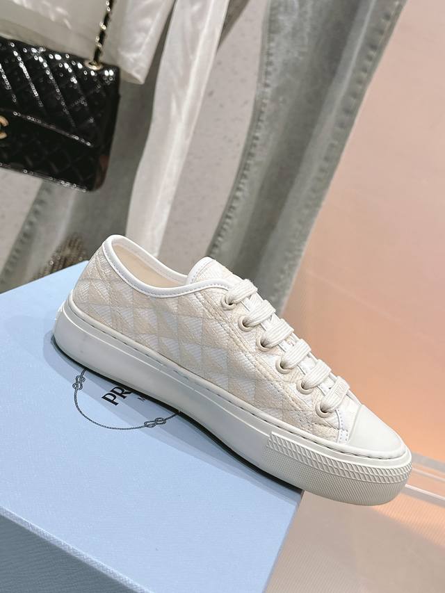 Top quality new product, first release, original shoe shape, perfect details, s