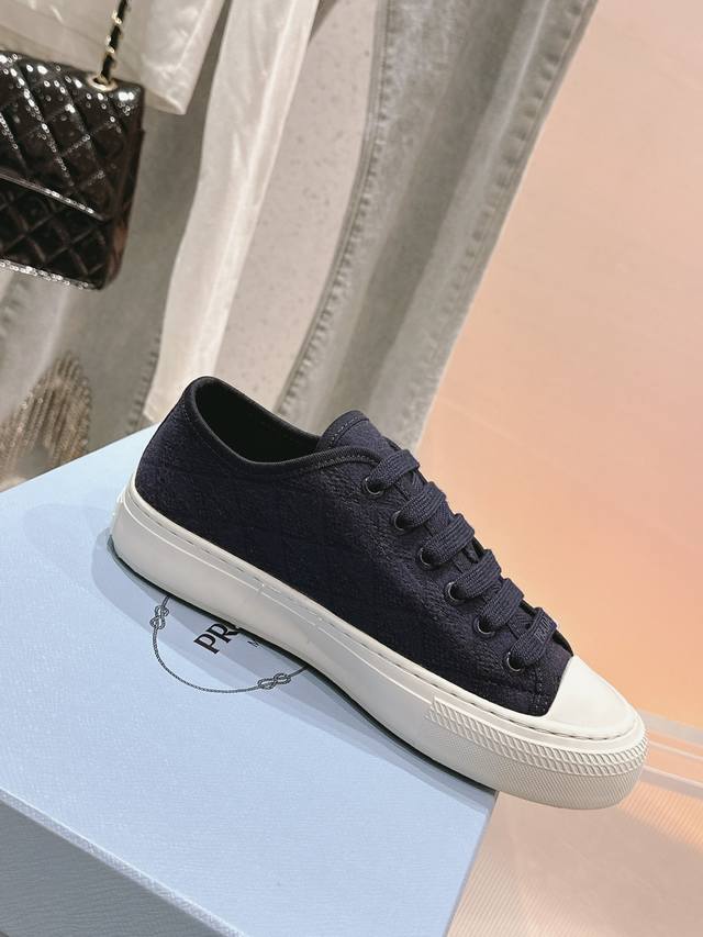 Top quality new product, first release, original shoe shape, perfect details, s