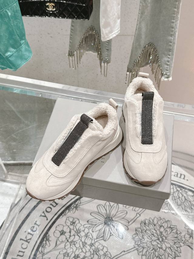 Latest classic lamb wool