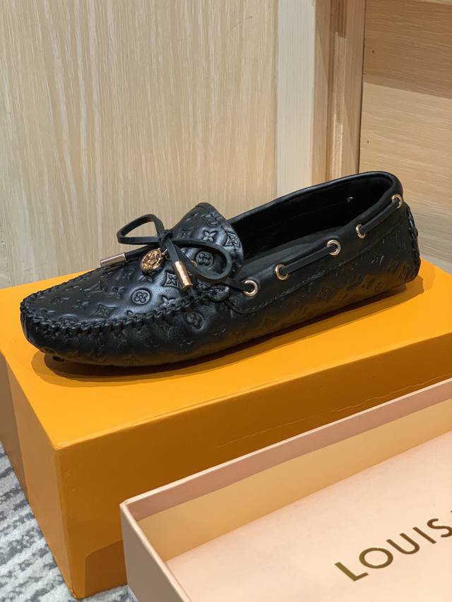 Top quality counter classic interpretation of old flower casual shoes Old flower