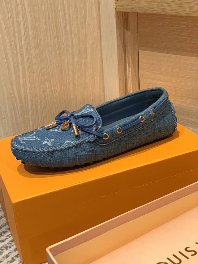 Top quality counter classic interpretation of old flower casual shoes Old flower