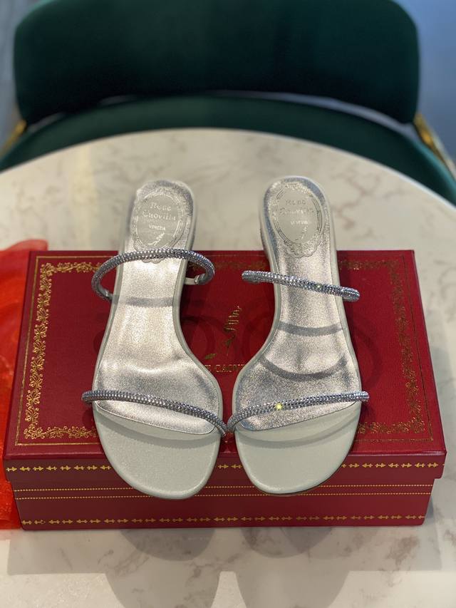 Renee Jovella's super popular spring and summer fairy crystal sandals [two-in-o