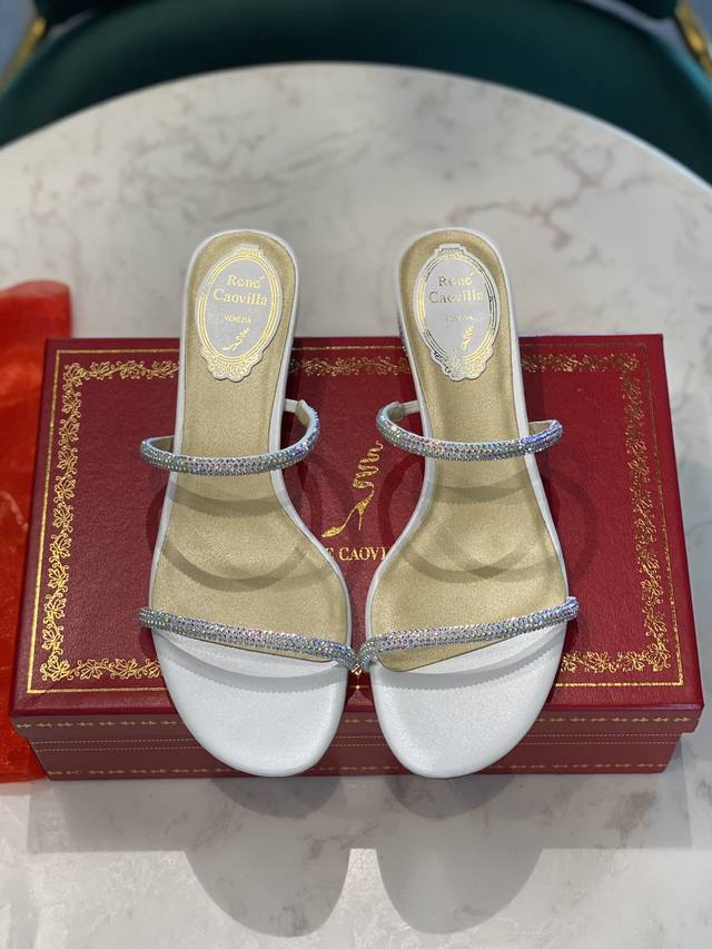 Renee Jovella's super popular spring and summer fairy crystal sandals [two-in-o