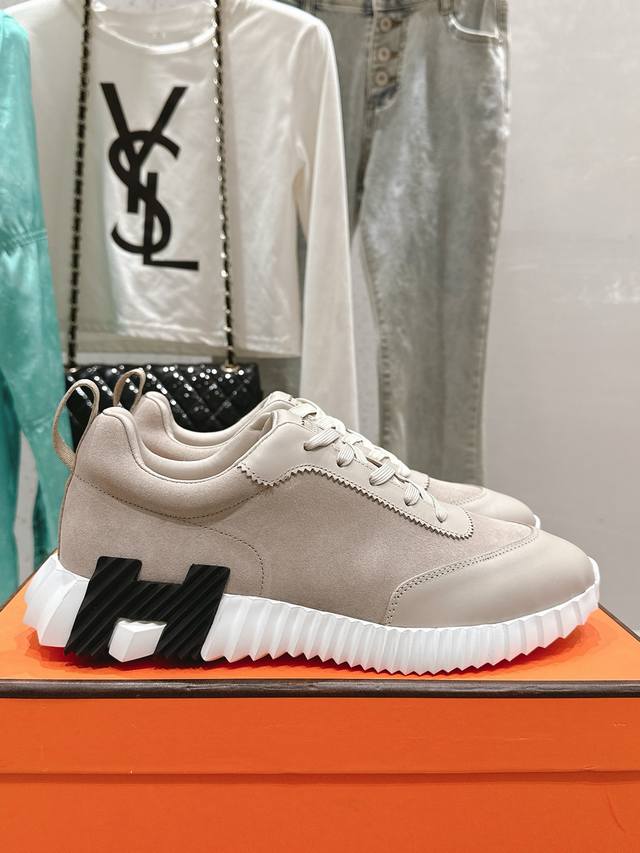 Ladies and Men's Herm