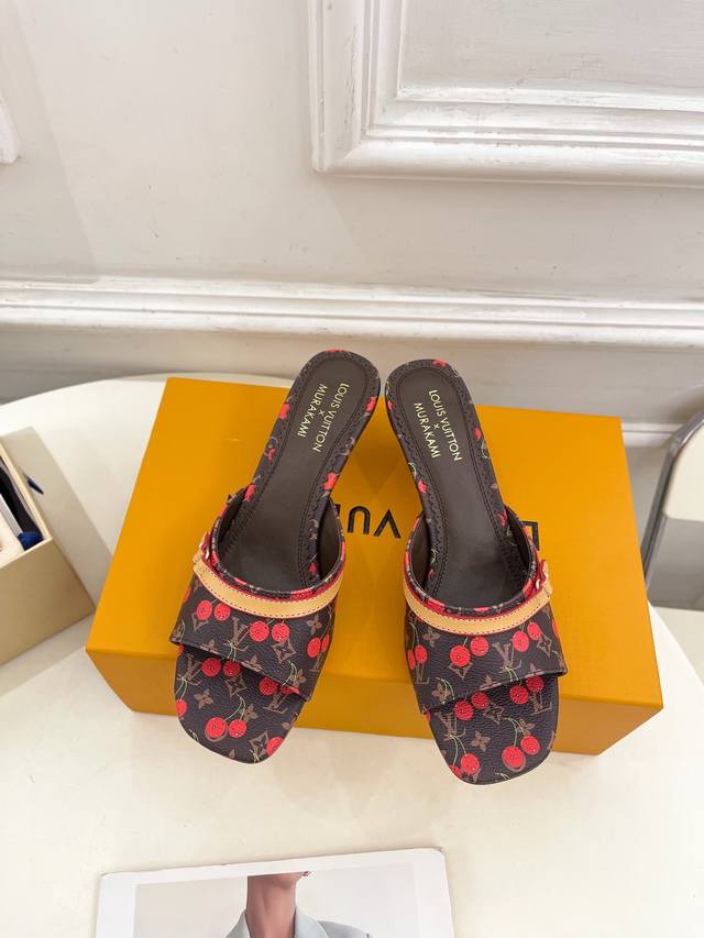 Lv Louis Vuitton 25 2025 Spring and Summer new top version original version cons