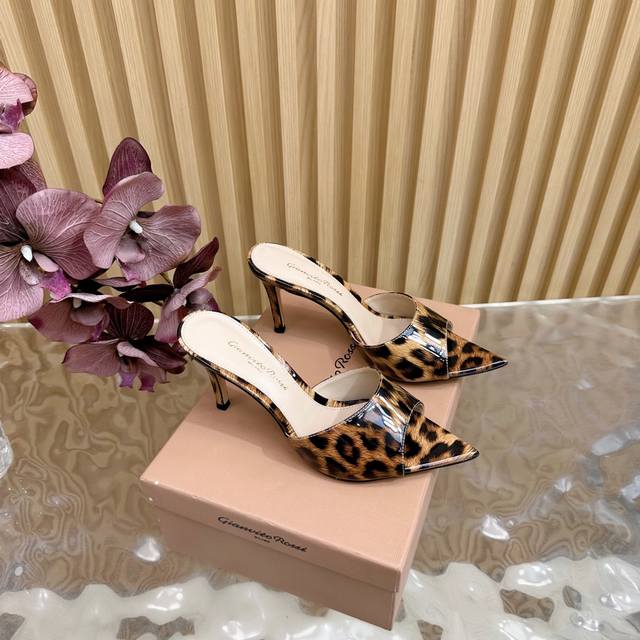 Gianvito Rossi 2025 classic pointed sequin leopard print high heels half slip It