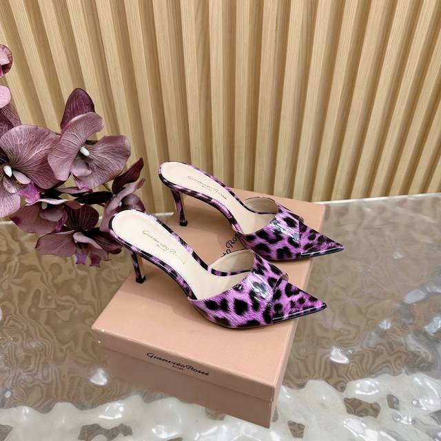 Gianvito Rossi 2025 classic pointed sequin leopard print high heels half slip It