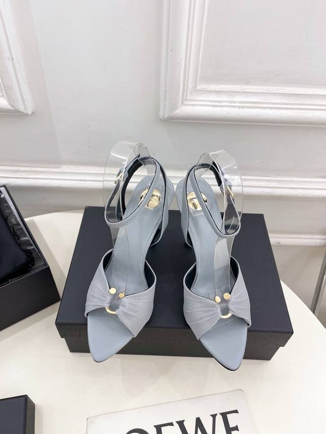 Sain*Laurent Saint Laurent 2025 Spring and Summer New Metal Buckle High Heel San