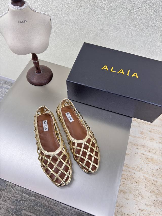 Flat-soled bamboo cage shoes Chinese style flat-soled Alaia slippers from Paris