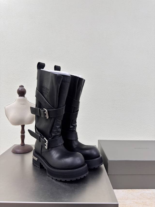 Beautiful big head motorcycle boots Balenciag Black fabric calfskin abrasion pro