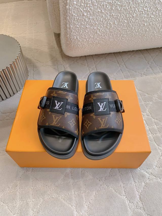 Factory price P Men's Louis Vuitt* Classic men's presbyopic beach slippers Velc