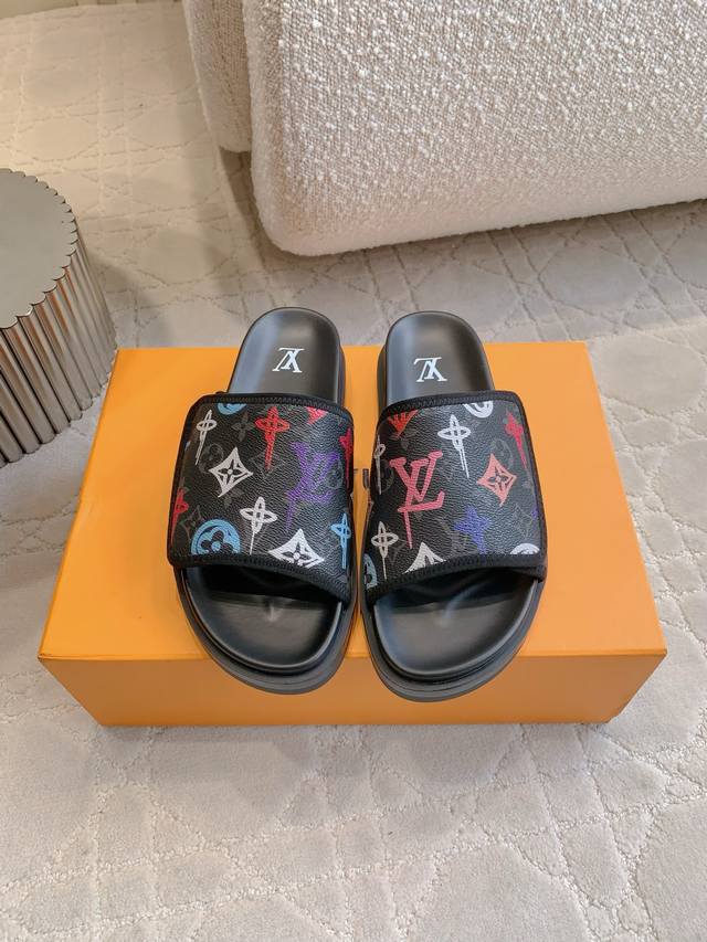 Factory price P Men's Louis Vuitt* Classic men's presbyopic beach slippers Velc
