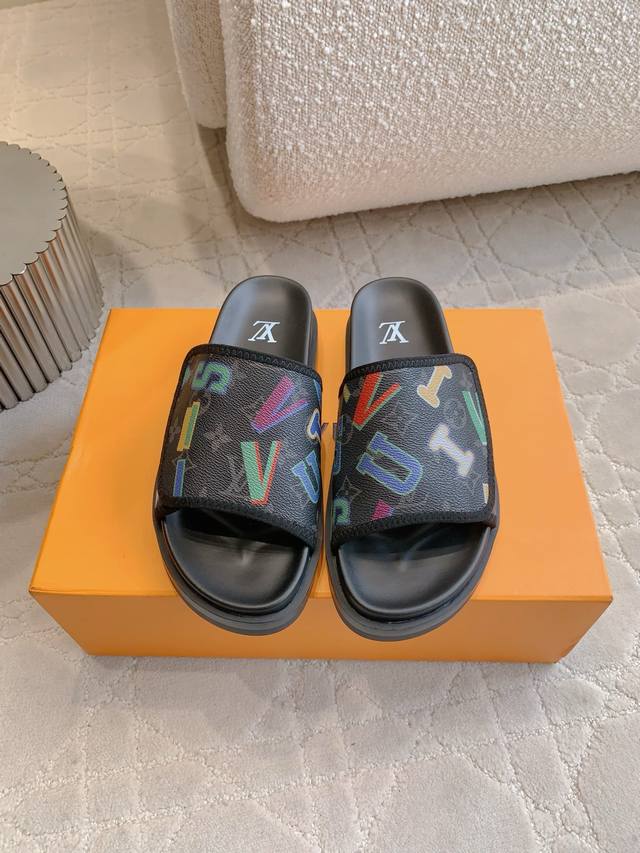 Factory price P Men's Louis Vuitt* Classic men's presbyopic beach slippers Velc