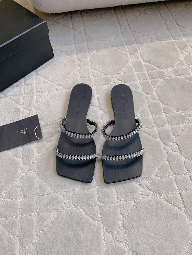 Two-strap and five-strap Giuseppe Zanott* Gz Classic rhinestone series sandals