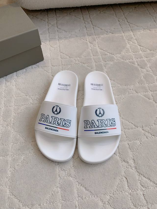Factory price P Men's Balenciag* Classic men's beach slippers Casual versatile
