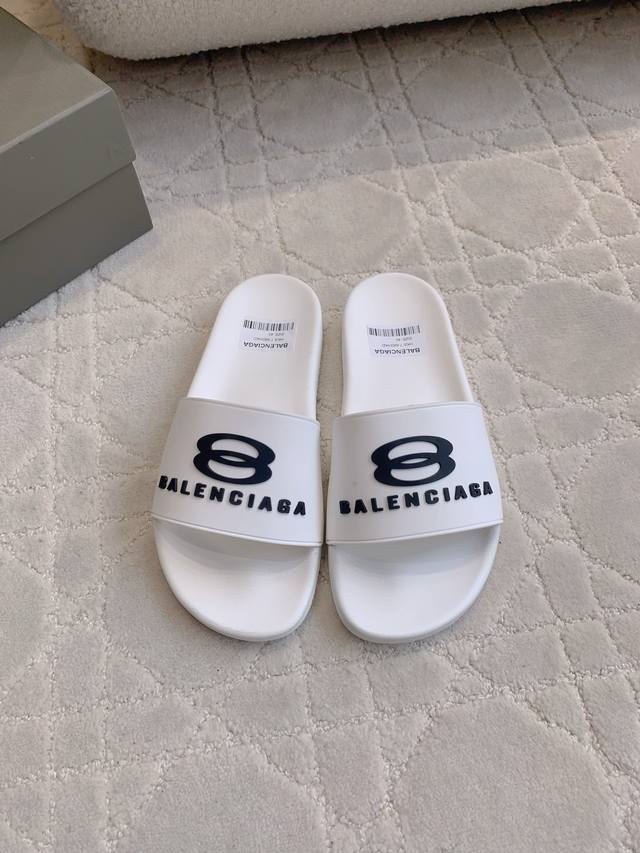 Factory price P Men's Balenciag* Classic men's beach slippers Casual versatile