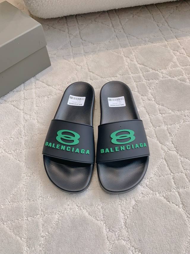 Factory price P Men's Balenciag* Classic men's beach slippers Casual versatile