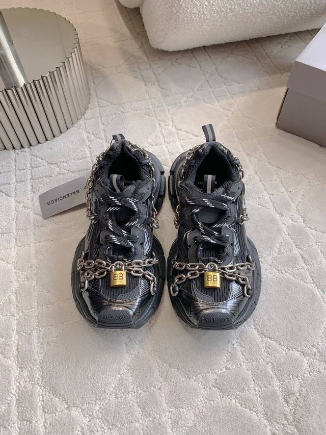 factory price P top version Balenciag* new chain dad shoes for men and women, th