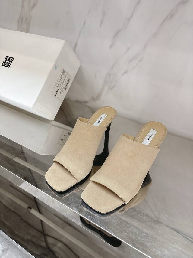 Toteme 2025 new minimalist style treasure slippers There is a kind of minimalism