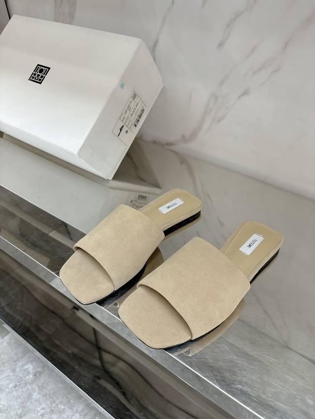 Toteme 2025 new minimalist style treasure slippers There is a kind of minimalism