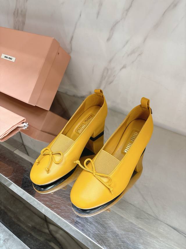 Miumi*2025 spring and summer new ballet shoes, full of high-end feeling. This se
