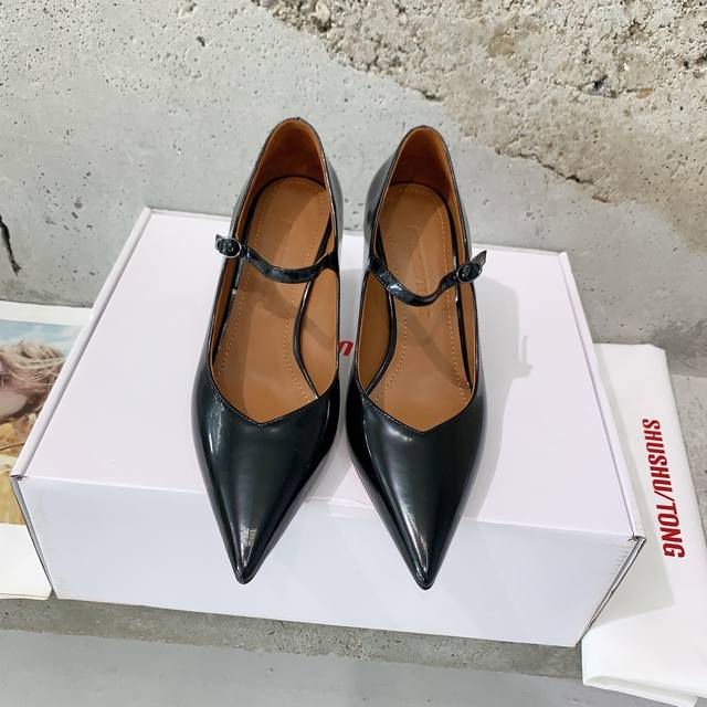 Shushuton*2025 new high heels are highly recommended. Girls must have a pair of
