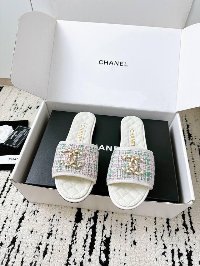 airplane box + 10 Chanel 25 A new summer slippers Counter quality One of the cl