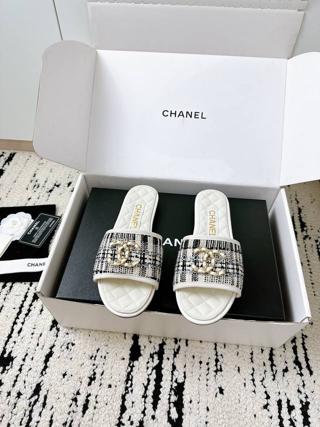 airplane box + 10 Chanel 25 A new summer slippers Counter quality One of the cl
