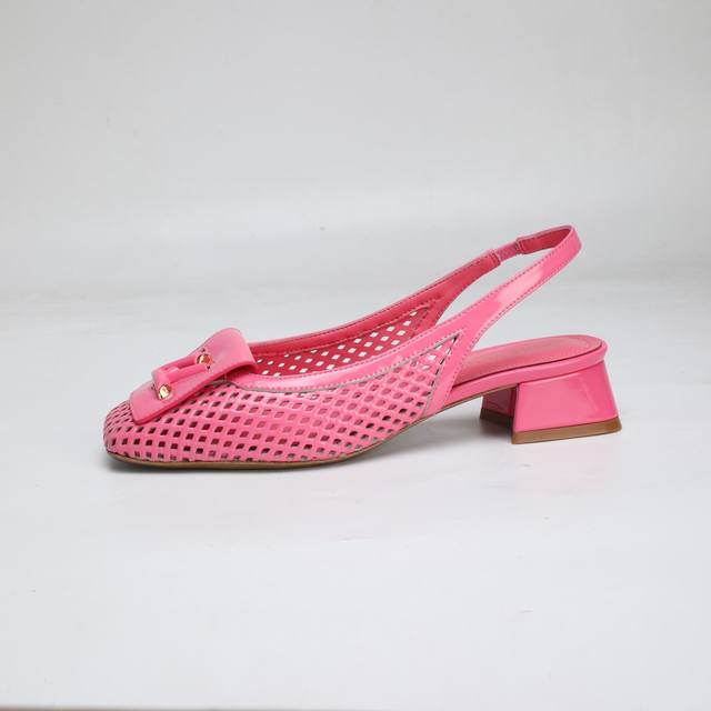 2025 Lv spring and summer high-end sandals