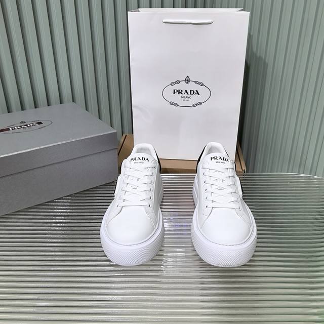 Prada 25Ss Prada 25 Spring and Summer Couple's Thick-soled White Shoes Imported