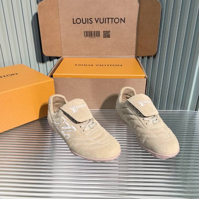 Louis Vuitton Louis Vuitton 25Ss Spring/Summer New Footprint Series Couple Sneak