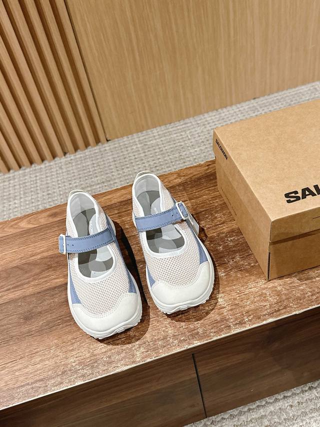 Salomon Thick-soled Mary Jane Sneakers Salomon with a summery feel, with a thick