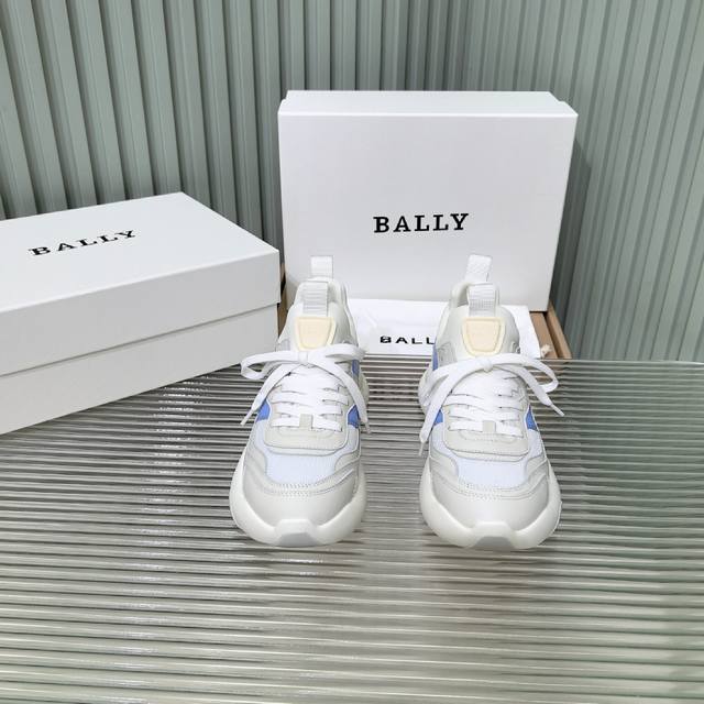 Dongguan-produced Bally spring and summer catwalk new sports running shoes, the