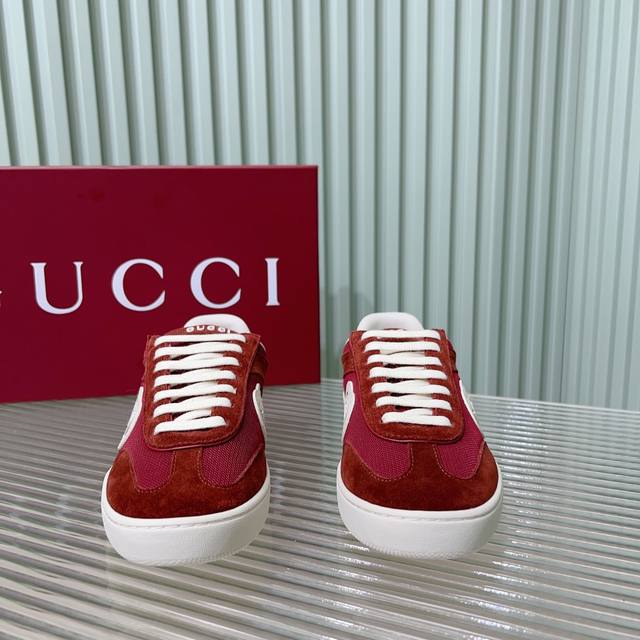 Gucci 24P latest couple's Gucci shoes; Gump shoes; sneakers Classic retro style