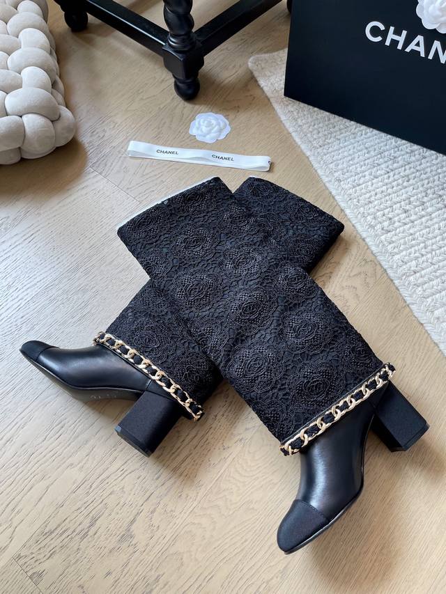 Chanel 25A new chain boots series! Top version! First to sell Upper denim mesh s