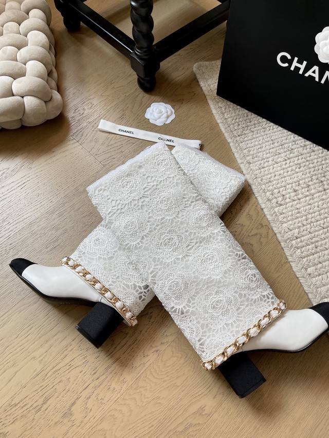 Chanel 25A new chain boots series! Top version! First to sell Upper denim mesh s