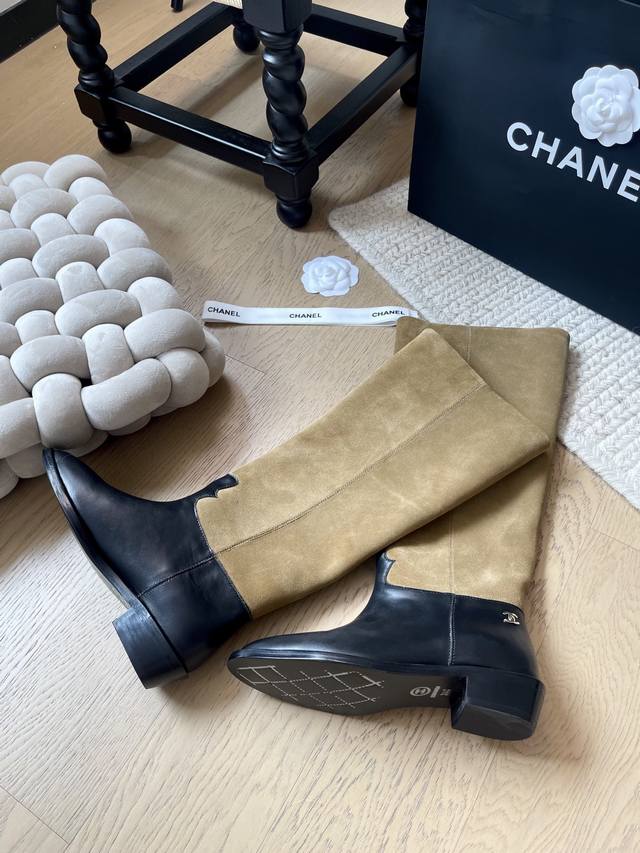 Chanel 25A suede boots series! Top version! First release Suede upper, sheepskin