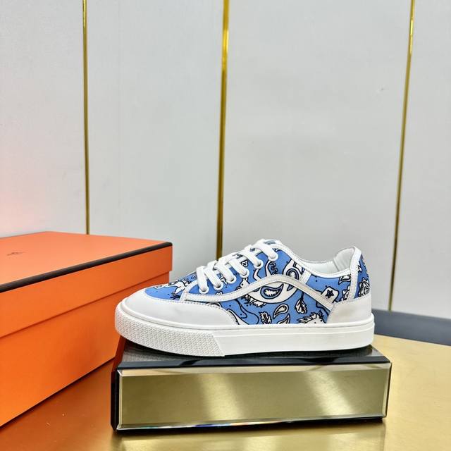 Hermes top version# Hermes Deep series couple white shoes casual skateboard shoe