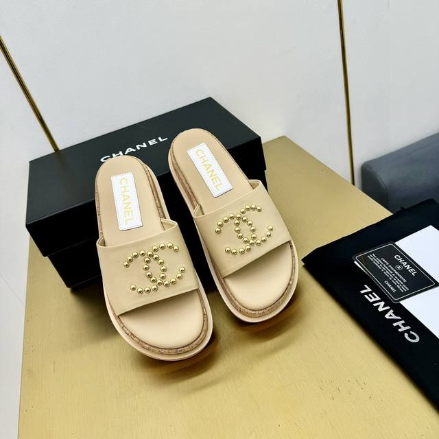 24P The hottest sandals in early autumn The counters are simply snapped up, and
