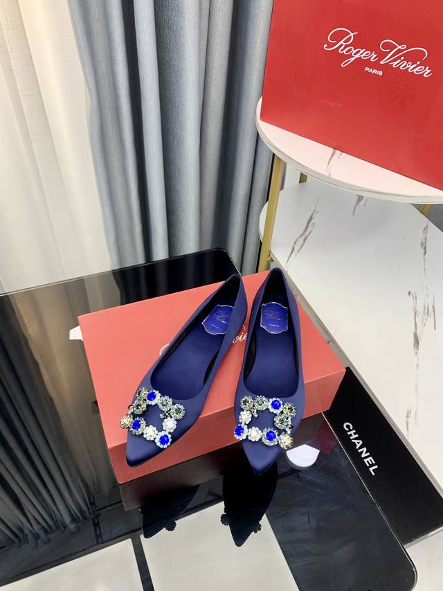 Rv Virgule diamond buckle satin slingback shoes The new crystal buckle is amazin