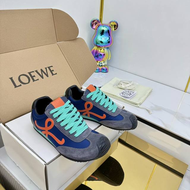 Exclusive top version, long-term production Loewe's latest color matching Dexte