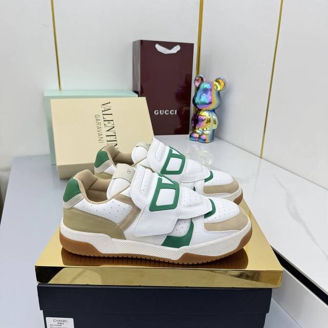 factory price Pp #top version couple Valentino Joie De Jouer series Velcro thick
