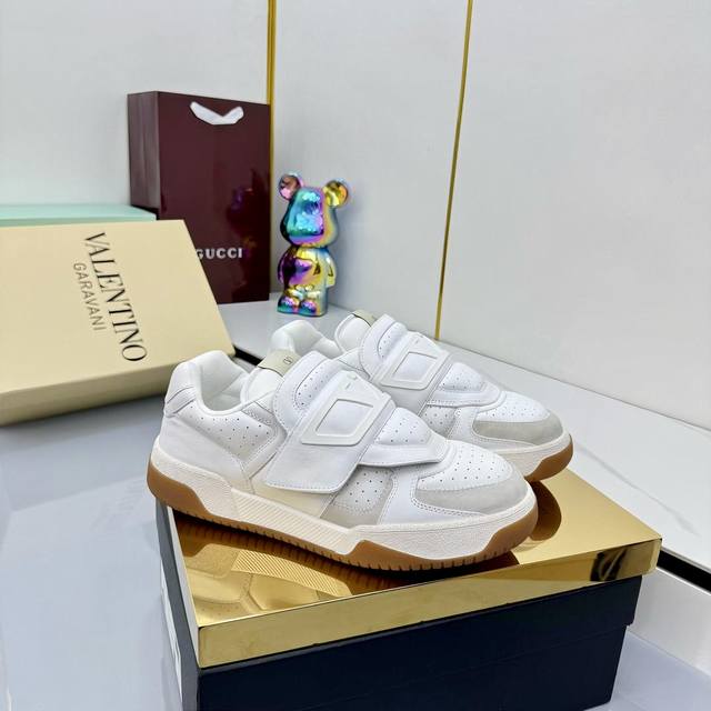 factory price Pp #top version couple model Valentino Joie De Jouer series Velcro